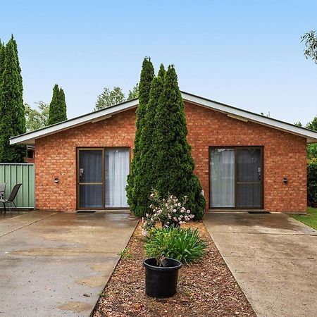 Fossicker Caravan Park Glen Innes Exterior photo